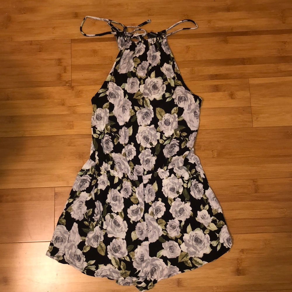 Rose romper
